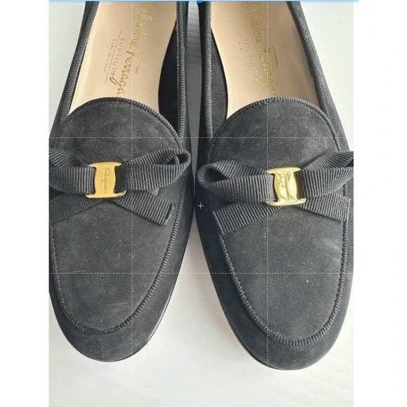 SALVATORE FERRAGAMO Women's Boutique Black Suede Bow Slip On Loafers Sz 5.5B - Picture 8 of 10